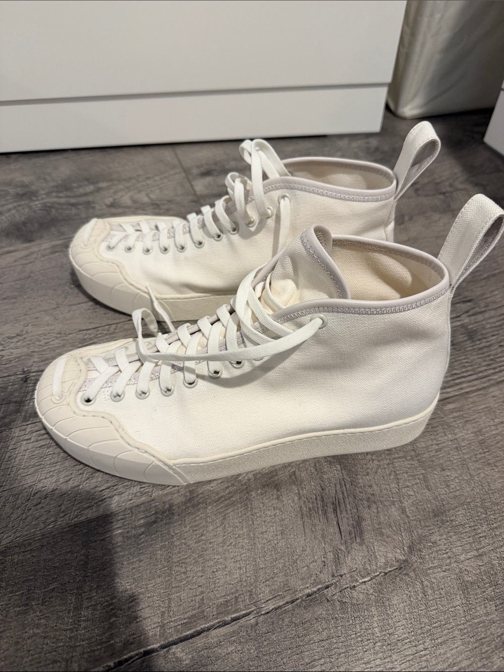 Sunnei White Canvas High-Top Sneakers